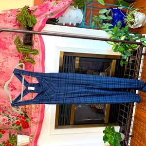 💙🖤smash and Tess limited edition romper all’s in plaid....